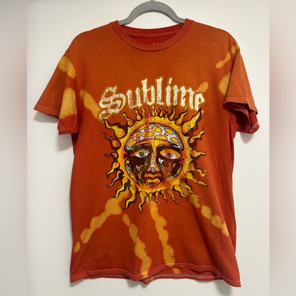 Vintage Style Sublime Band Graphic T Shirt - Picture 2 of 3